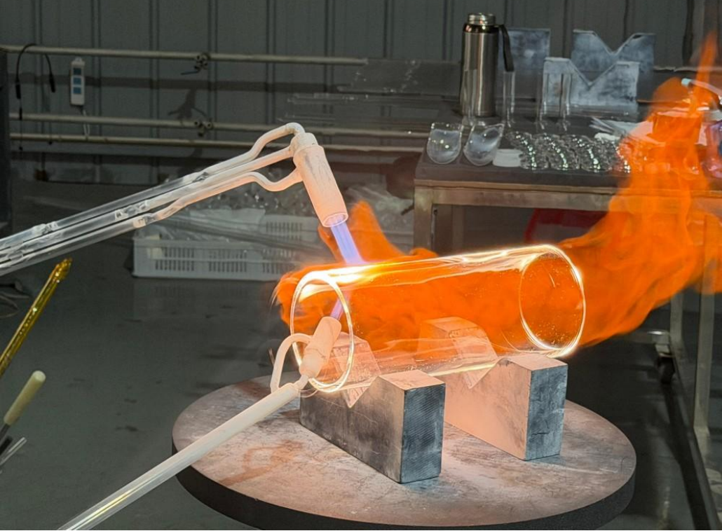 As a China Custom Quartz Flask Manufacturer, Southeast Quartz Secures RoHS Compliance for Labs