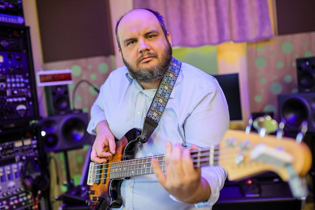Thomas Stonewell at their recording Studio