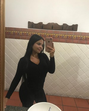 Mariana Herazo Wins the Heart of the Millions with Her Exotic Beauty