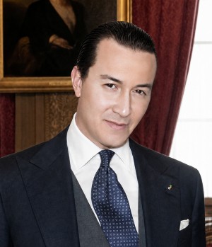 Giovambattista Scuticchio Foderaro . Chairman, Founder, President and CEO of VR CORPORATENEXT