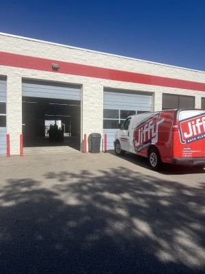 jiffy auto glass wheat ridge co shop exterior