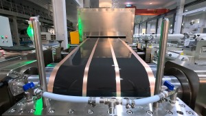 Slot die coating
