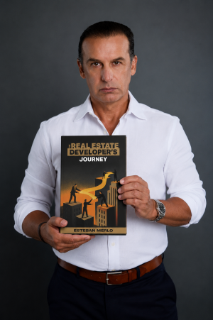 Esteban Merlo Libro Esteban Merlo Real estate Developer