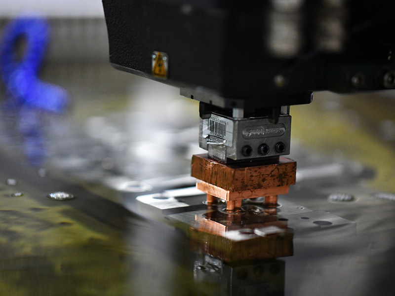 China Leading Plastic Injection Molding Factory Applies Automation and Lean Methods