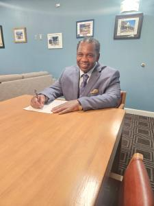 Brodrick Spencer Warns That America Can’t Replace Great Mentors Overnight