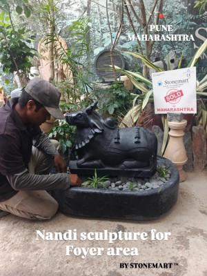 stone nandi statue by stonemart