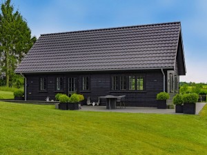 Modern Wooden House Designs Embrace Natural Materials and Comfort