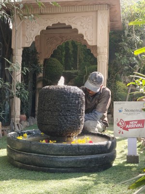 Modern Garden fountains by Stonemart