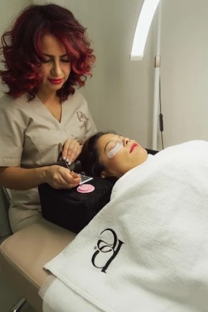 paraella salon