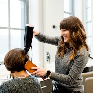 paraella salon