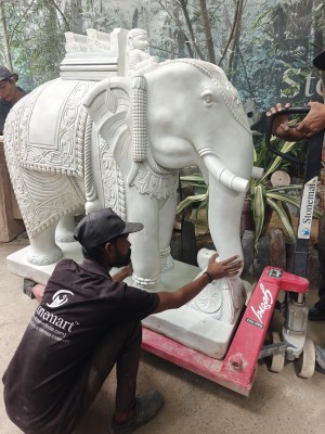 large stone elephant statues by Stonemart