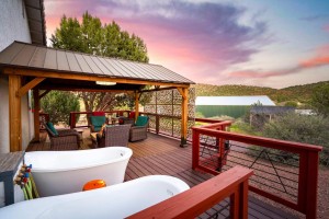 05 covered deck with two outdoor soaking tubs