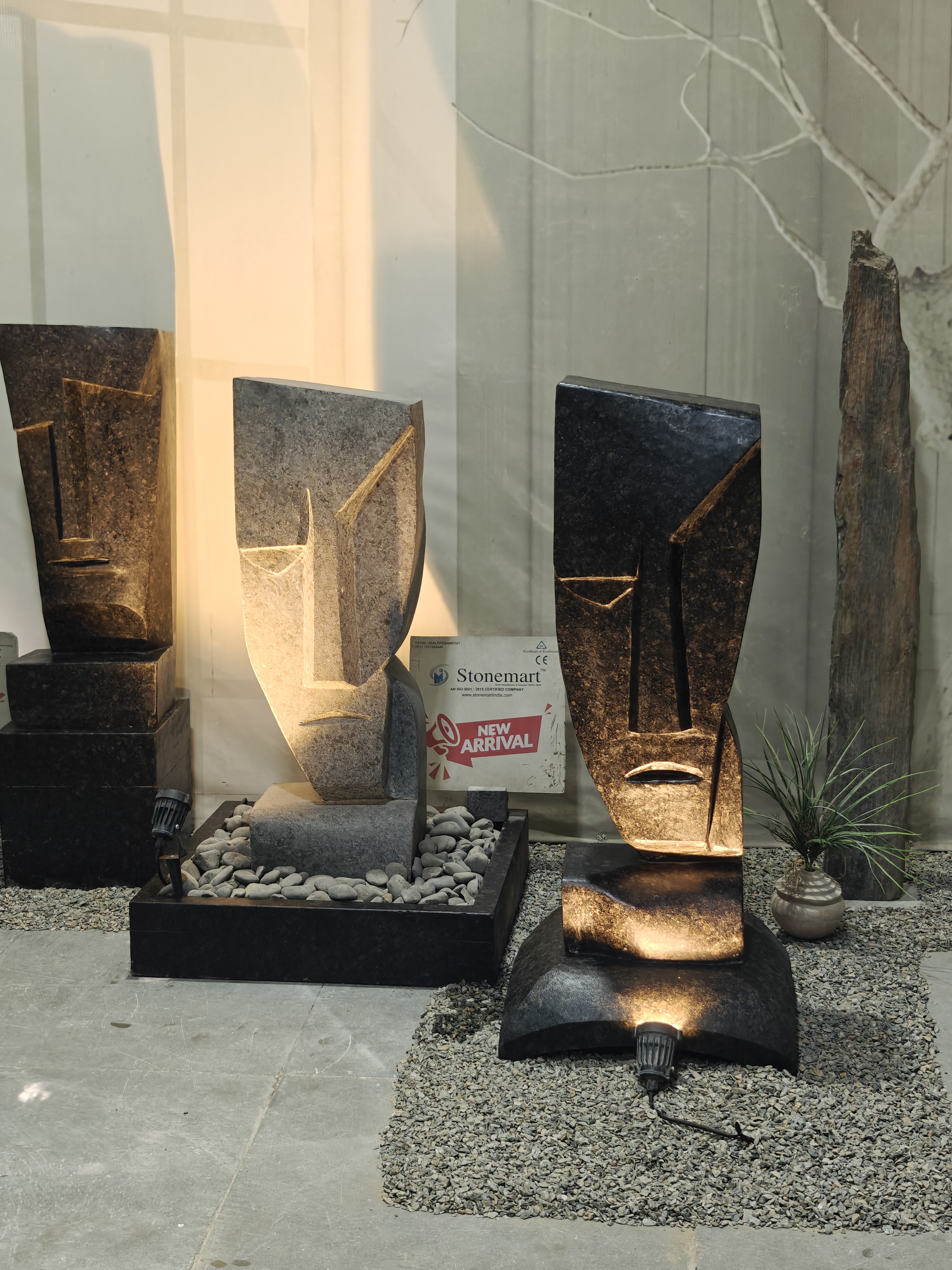 Modern Abstract sculptures by Stonemart