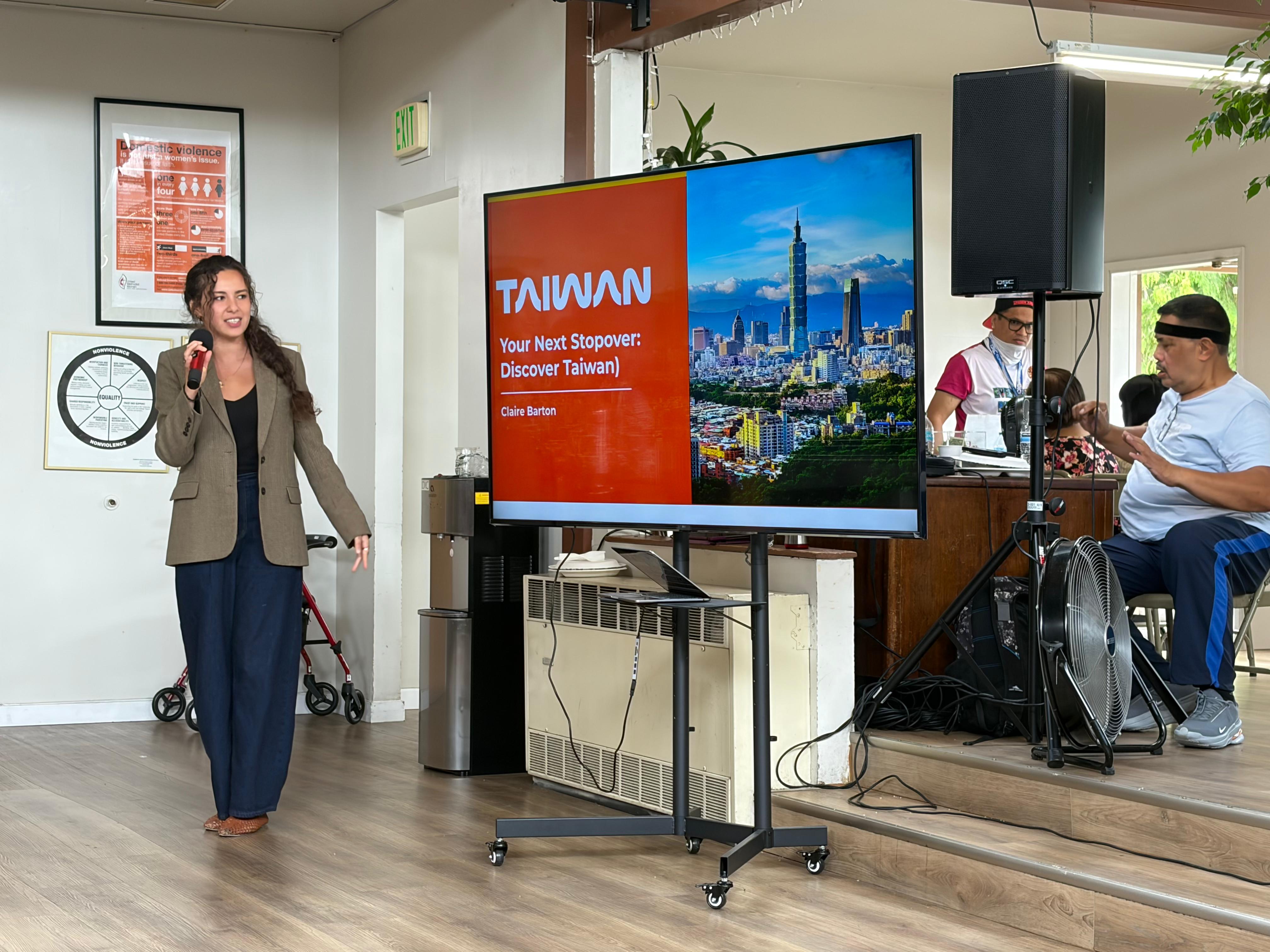Participants relax and learn about Taiwans wellness travel at TTICs free yoga class on Oct 11 Participants relax and learn about Taiwans wellness travel at TTICs free yoga class on Oct 11