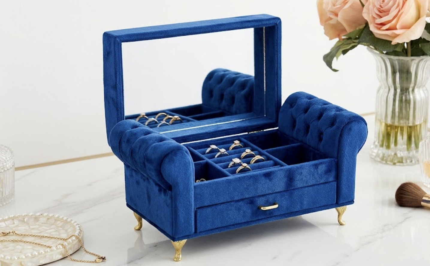 miniaturetuftedsofajewelrycase