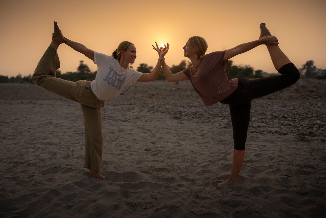 20-Day Yoga Teacher Training in Rishikesh Combines Ayurveda and Emotional Blockage® Treatment