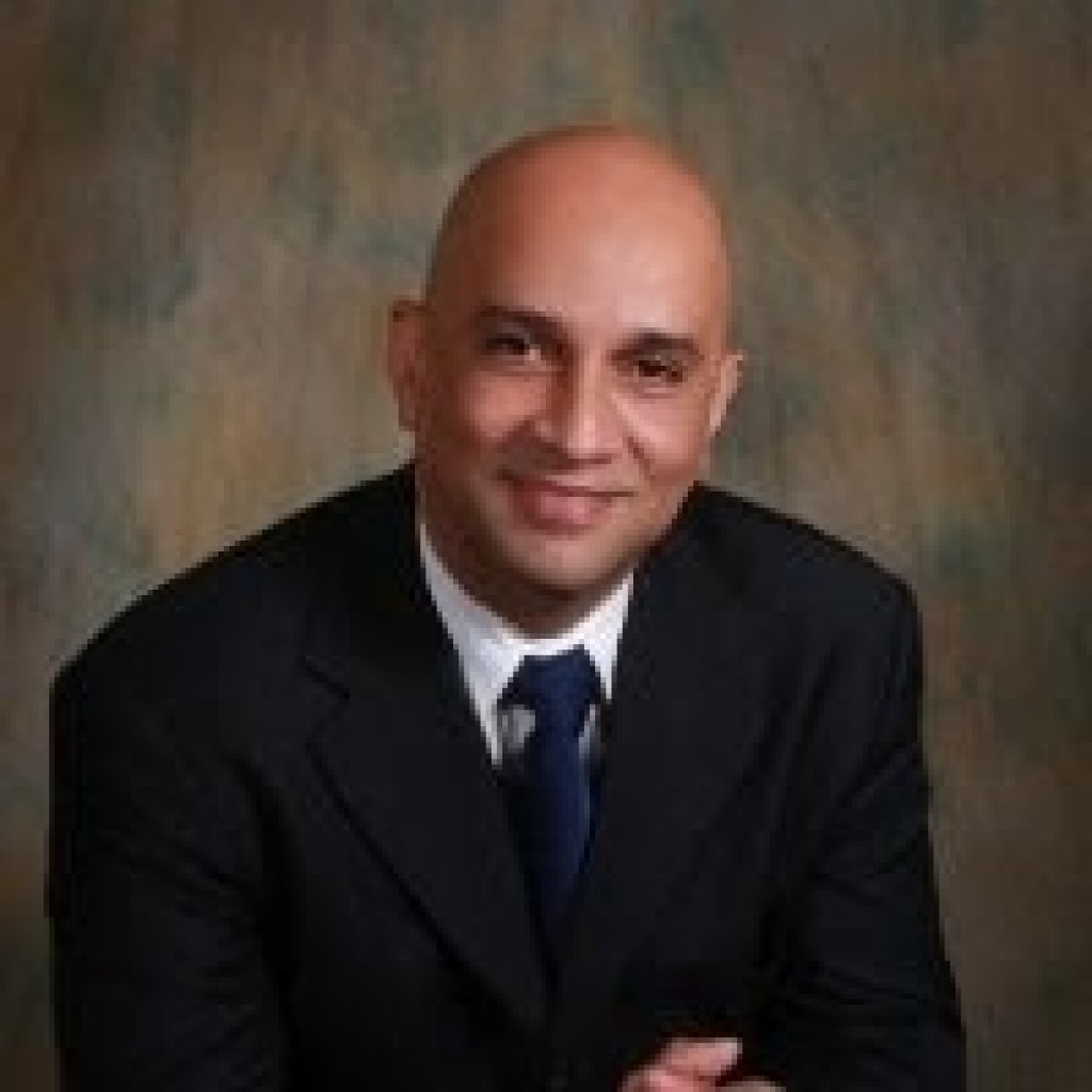 get-to-know-cardiothoracic-surgeon-dr-carmelo-otero-who-served