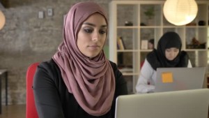 muslim women buy online on deenary