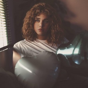 saaren Iranian pop singer and Actress - Official biography