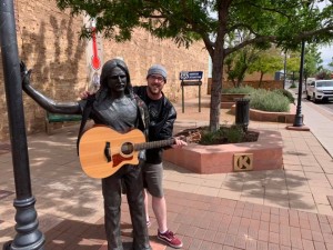 Award Winning Artist Mike Scully