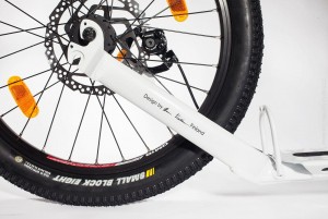Shimano Hydraulic Disk Brakes & Off-Road Racing Tires Give You Awesome Stopping Power & Control