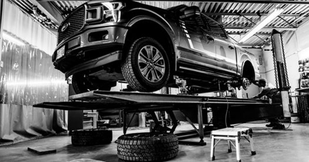 Most Experienced Collision Repair Mechanics of Winnipeg IssueWire