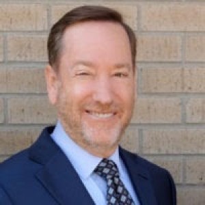 Lance Sloan, MD, MSE, FACE, FASN, FACP, a Nephrologist with Texas Institute for Kidney and Endocrine Disorders