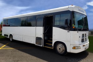 Best Party Bus and Limousine Rentals – Check out our offers in Toronto
