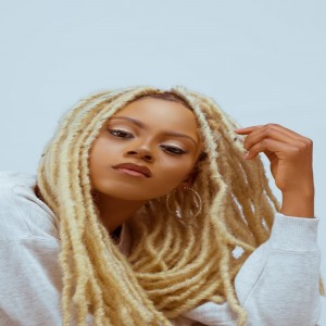 Merci-Lisa  First EP ;  Titled Appertizer EP