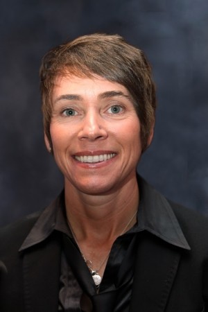 Lori Lee Vanyo, MD, a General Surgeon with Pomona Valley Hospital Medical Center