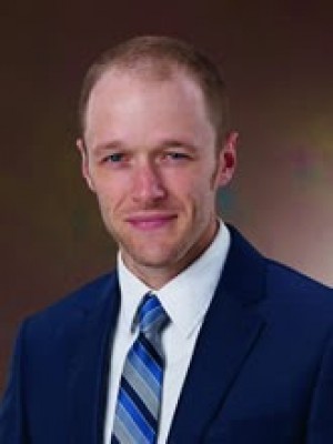 Adam P. Siegel, MD, a Hematologist-Oncologist with Vince Lombardi Cancer Clinic at Aurora Medical Center Summi