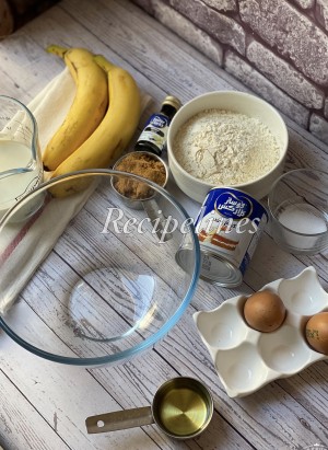 Ingredients of banana pancake