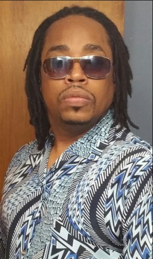 Singer - Chuckola Howard