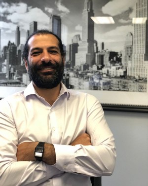 Ashkan Hayatdavoudi, MD, JD, Hospitalist 