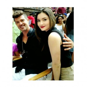 Robin Thicke with a La Creme Model - La Creme Modeling & Acting