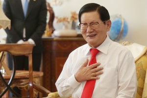 Chairman Man Hee Lee