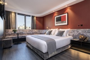 The Pavilions Madrid Superior Room