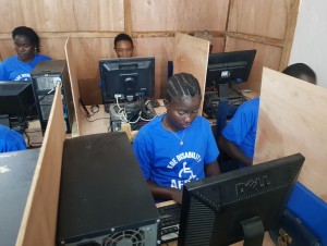 KDE TWI TAILORING STUDENTS LIBERIA8