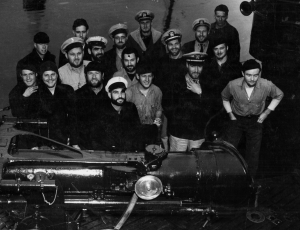 S 34 Crew 19420514 c1