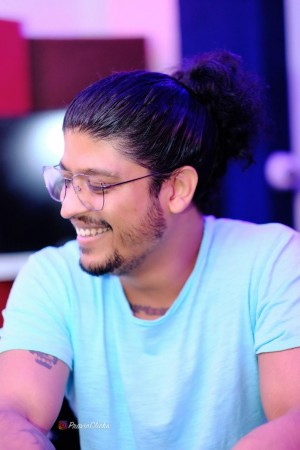 99F4201F 975C 4BF7 99E6 1196B74A6545