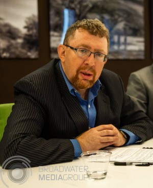 Mark Minevich, Chairman of AI Pioneers Forum and former CTO of IBM speaks at the Presidential Awards & Business Roundtable