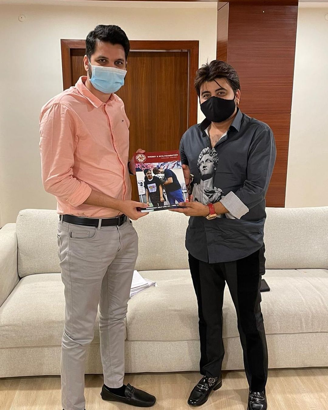 Mr. Rakesh Kothari met Mr. Varun Satish Desai Secretary of Yuva Sena