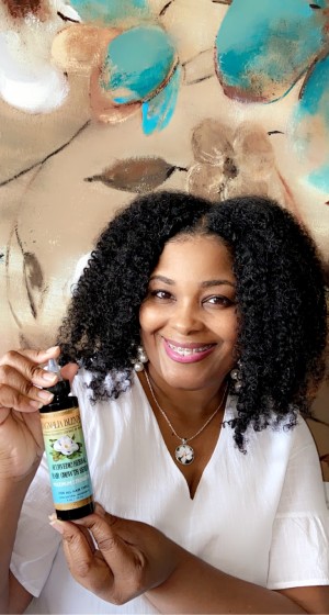 Sharon Nicole, Founder of Magnolia Blends