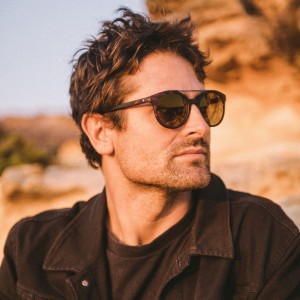 Gony Zubizarreta wearing The Calix by Ûs the Movement