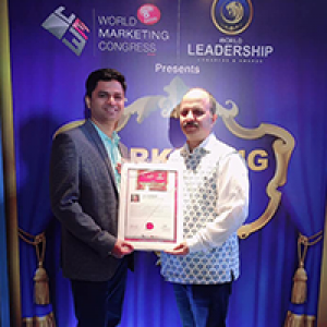 MARKETING MAVERICK Prasad Dhamnaskar