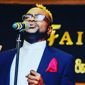 Steven Hickerson Singing Live 2018