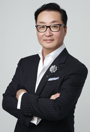 dr harrison lee plastic surgeon 2 2