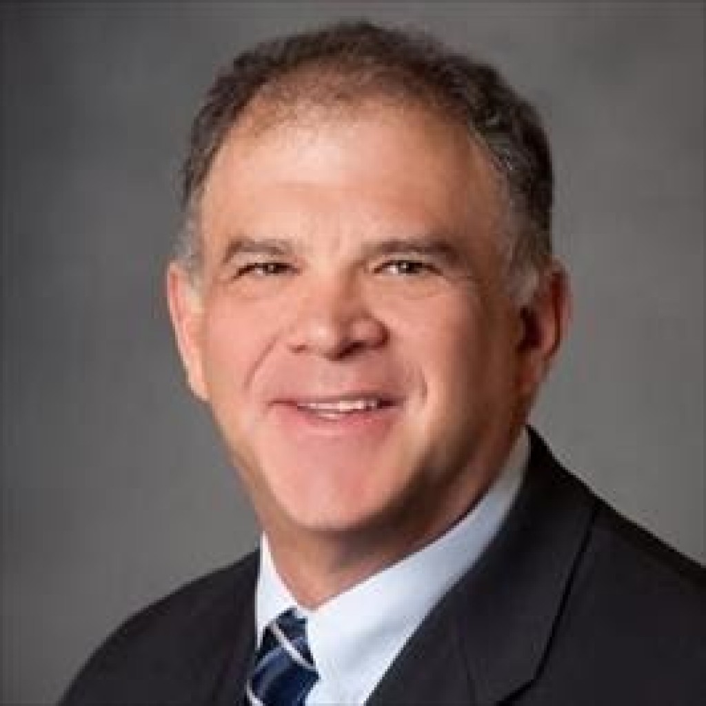 Get to know Orthopedic Surgeon and Sports Medicine Specialist Dr