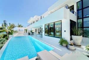 http://theluxcollections.com