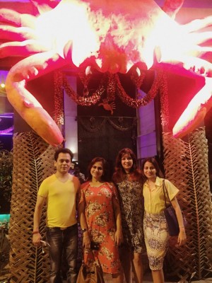 From Left to Right  1.Viveck Shettyy, motivational speaker and mystic  2.Ananya Banerjee  3.Saloni Mirchandani of FBAI  4.Sweta Mohanty (Mixologist)